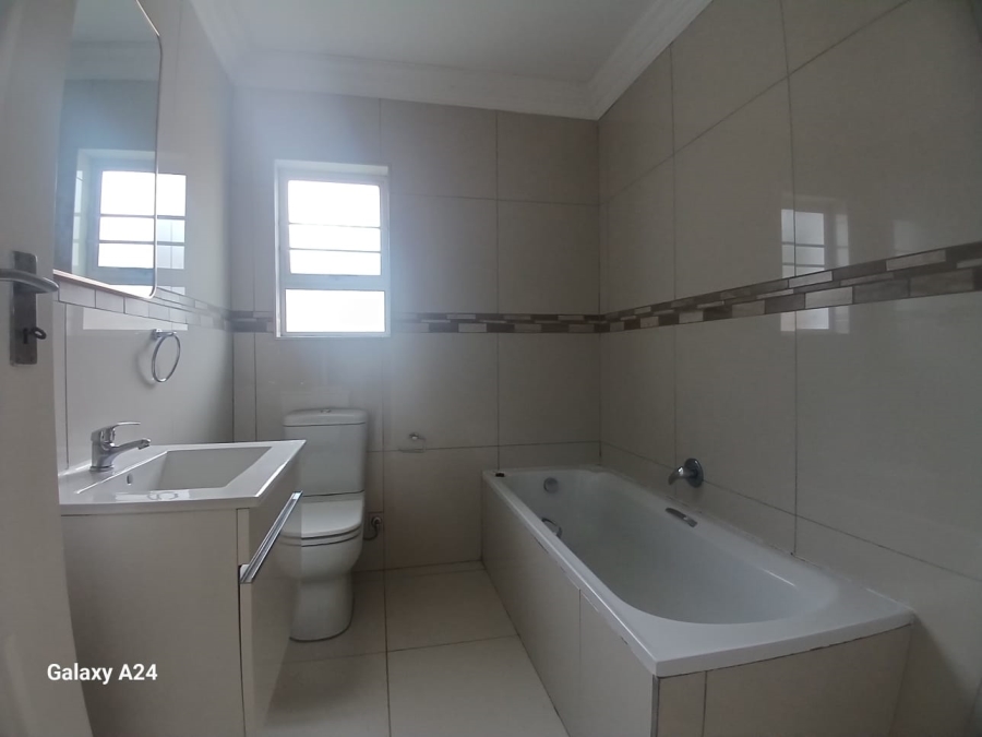 3 Bedroom Property for Sale in Gonubie Eastern Cape
